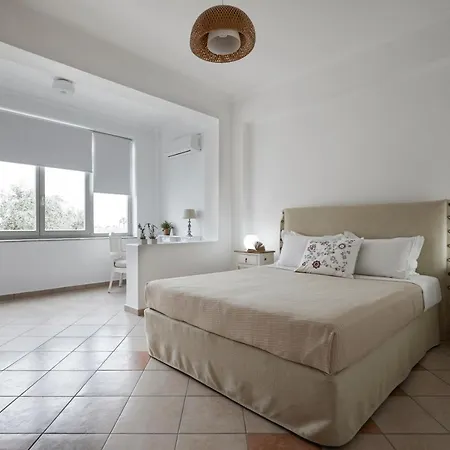 Orelia Apartment