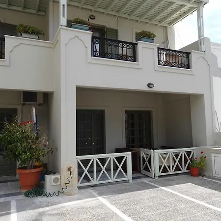 Apartment Orelia Kamari (Santorini)